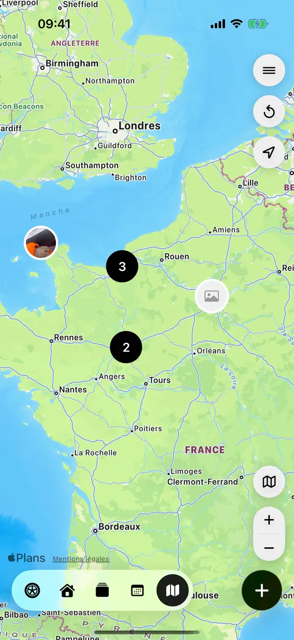 Carte de l'app&nbsp;: moments épinglés sur la route